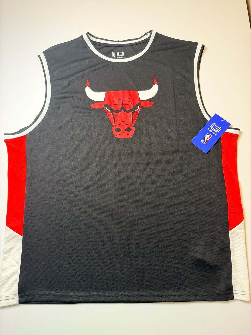 Ultra Game NBA Chicago Bulls Jersey Men’s XL Red Black NWT Basketball